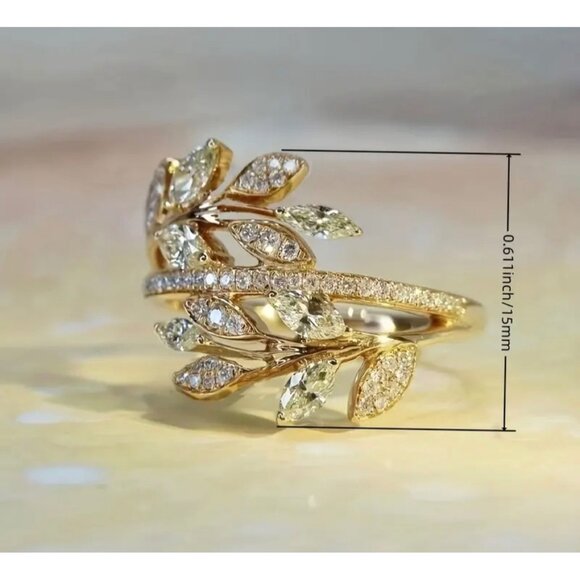 18K Gold Pladed Leaf-Inspired Ring - Picture 2 of 4
